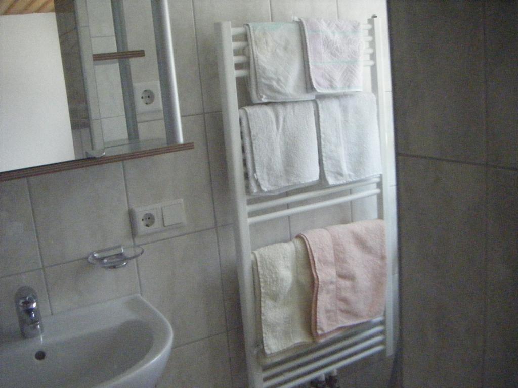 Ferienwohnung Fischerhof 洛伊塔施 外观 照片
